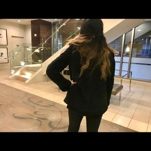 Gorgeous black suede winter jacket.Faux fu…